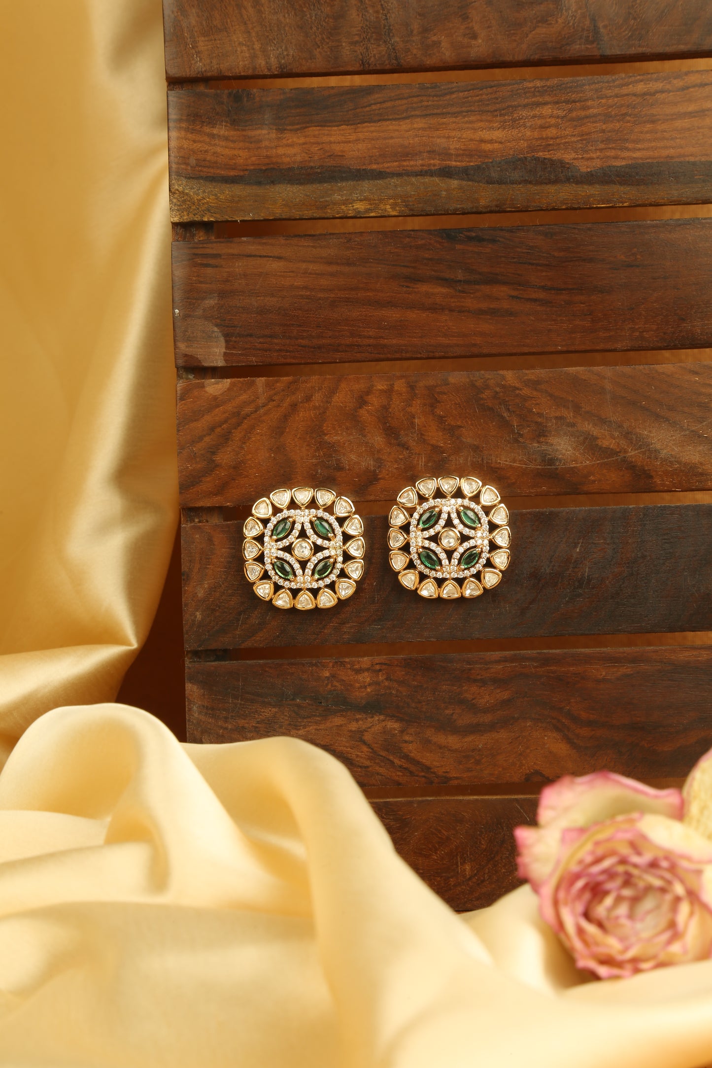 Kundan studs