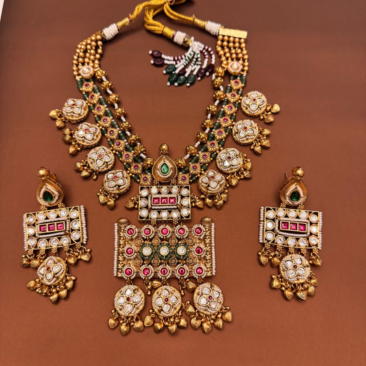 Zehra Antique Necklace Set