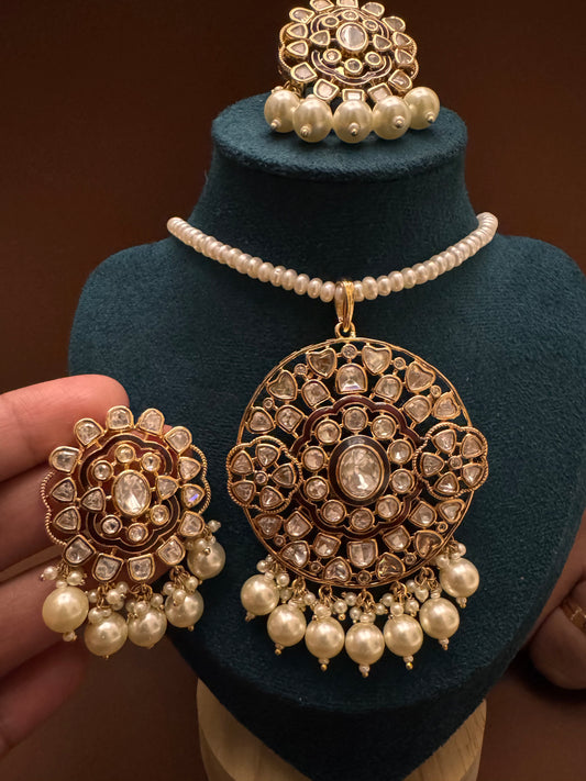 Ruhani Royal Pendant Set